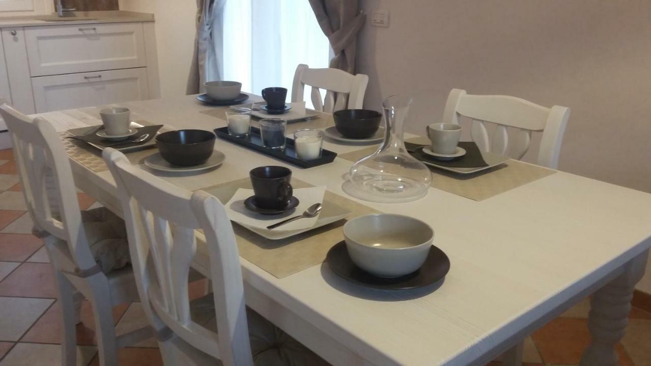 Residenza Leon Bed & Breakfast Castelnuovo del Garda Exterior photo