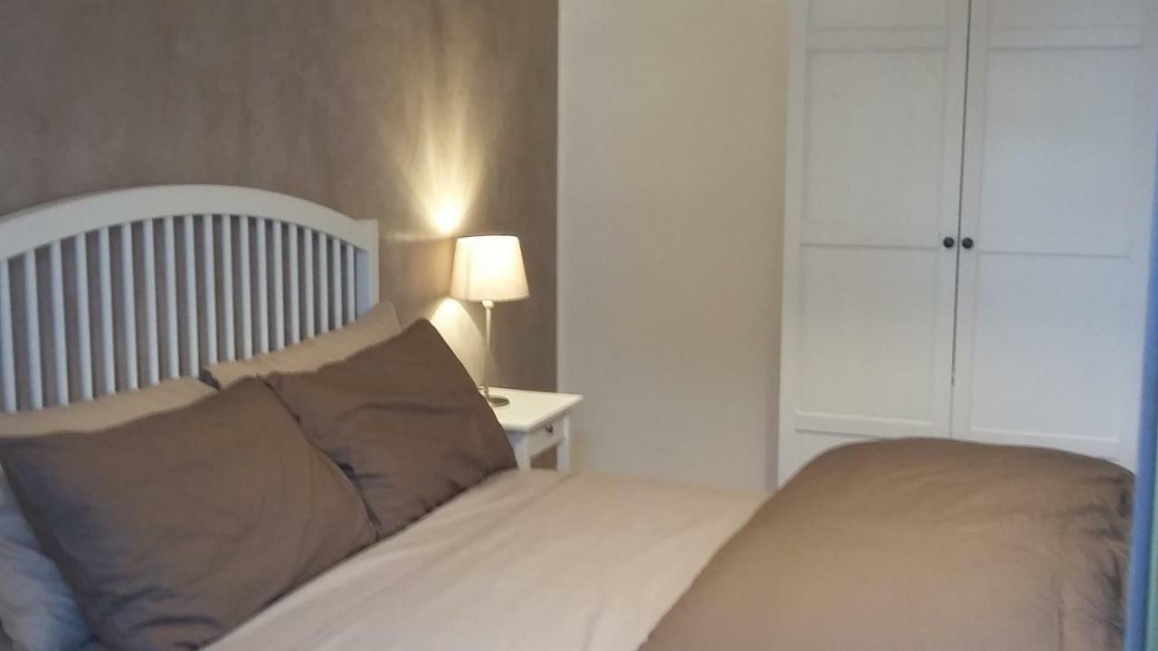 Residenza Leon Bed & Breakfast Castelnuovo del Garda Exterior photo